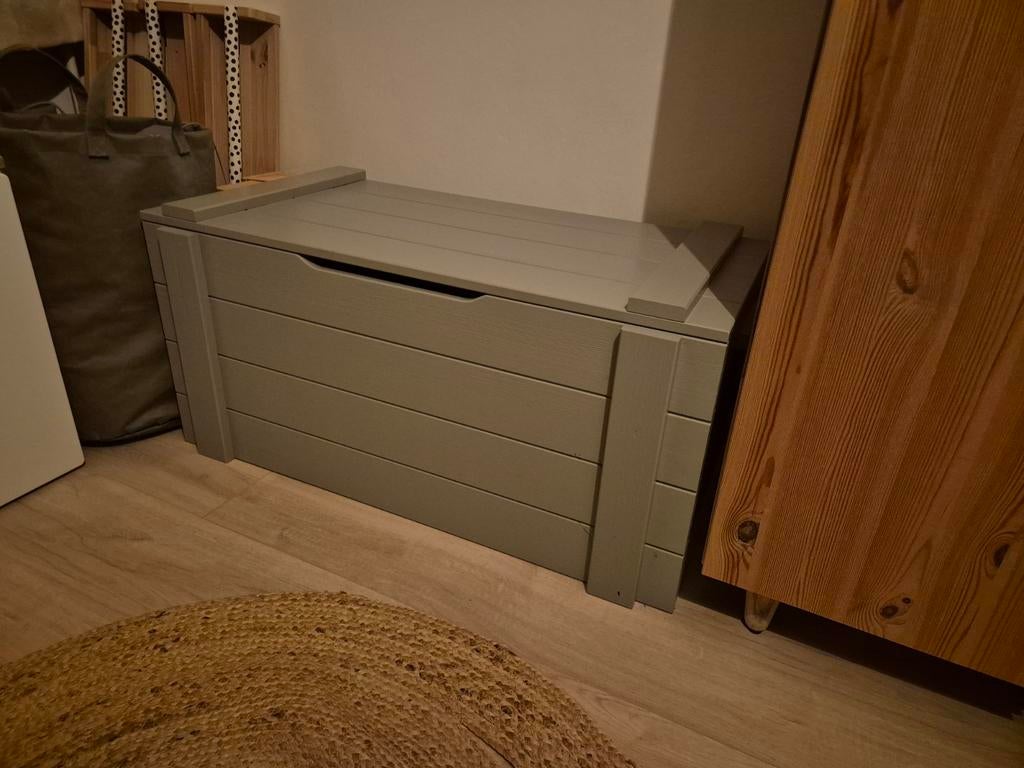Speelgoedkist Dennis - Betongrijs, Ophalen, Gebruikt, 50 tot 100 cm, Minder dan 50 cm