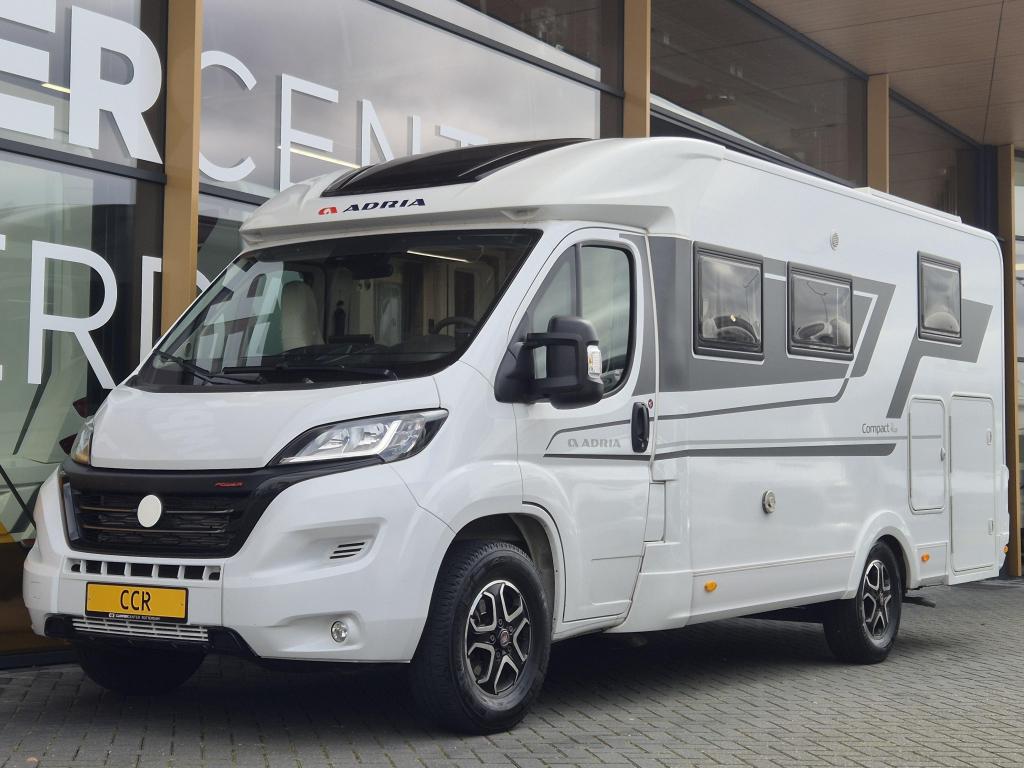 Adria Compact DL Plus 160 pk Automaat, Caravans en Kamperen, Campers, Automaat, Ringverwarming, Fiat, Airbags