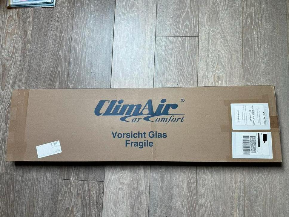 Toyota Yaris Cross ClimAir zijwindschermen Sport Dark, Ophalen, Gebruikt, Toyota