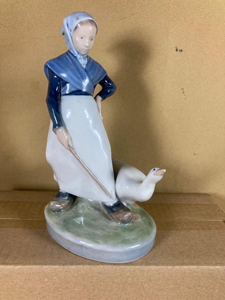 Royal Copenhagen beeldje Ganzenhoedster nr 528, Ophalen of Verzenden