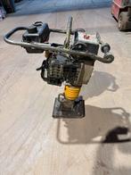 Wacker stamper, Ophalen