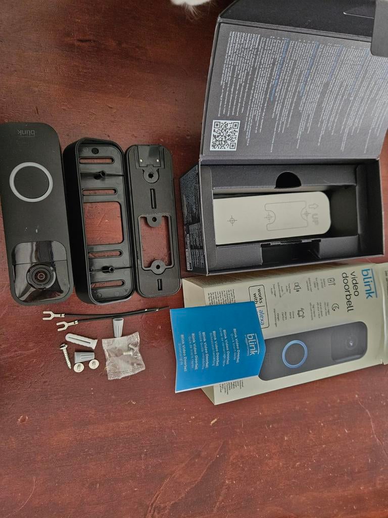 Te koop 8Blink deurbel, Ophalen, Zo goed als nieuw