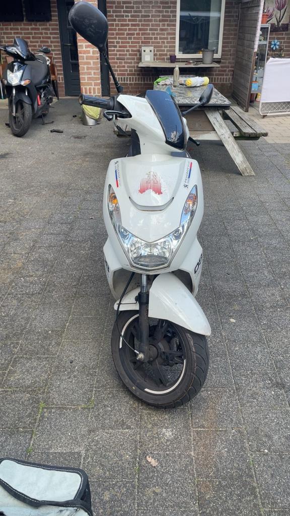 Peugeot kisbee RS, Ophalen of Verzenden, Zo goed als nieuw, Benzine, Overige modellen