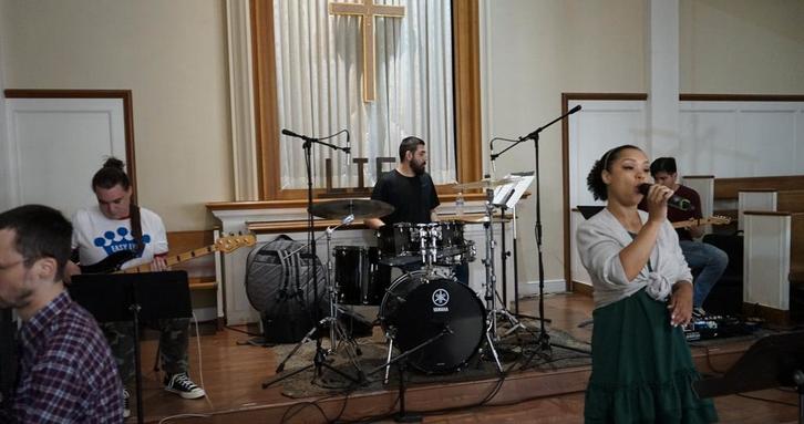 Gezocht: zangers & muzikanten Pinkstergemeente, Contacten en Berichten, Muziek maken en Bandleden