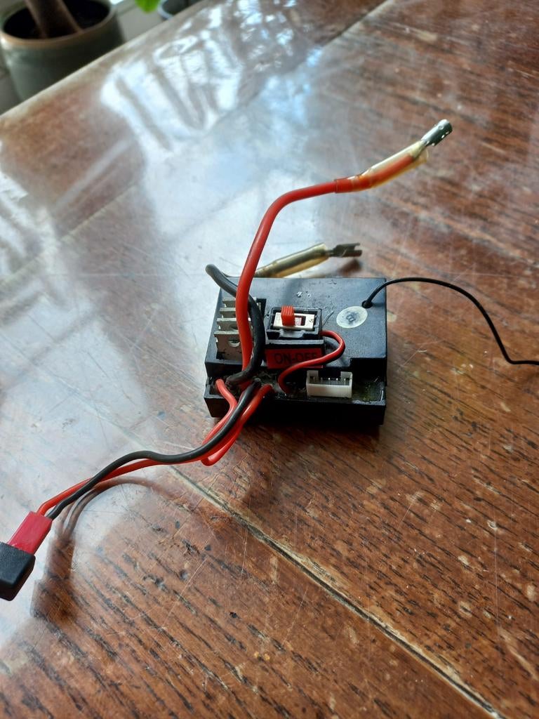 Wl toys L959 ontvanger/regelaar gezocht, Ophalen of Verzenden, Onderdeel