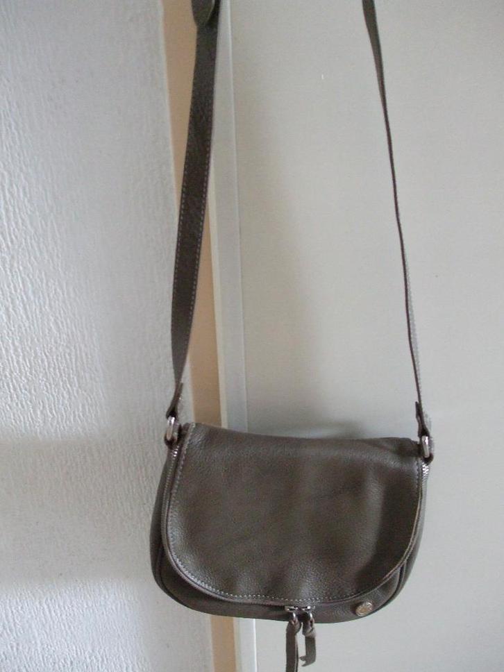 Te koop leuke schoudertas.(nieuw)., Sieraden, Tassen en Uiterlijk, Tassen | Schoudertassen, Nieuw, Ophalen of Verzenden