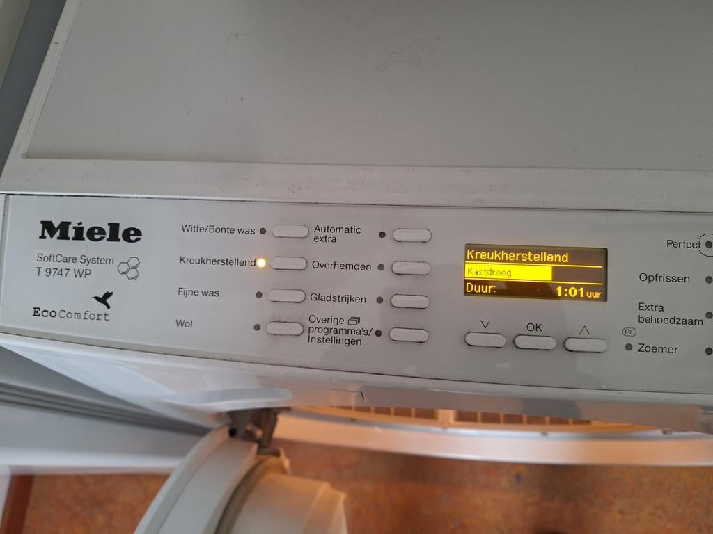 Miele  T9747 WP warmtepompdroger, Ophalen, 6 tot 8 kg, Overige typen, Zo goed als nieuw
