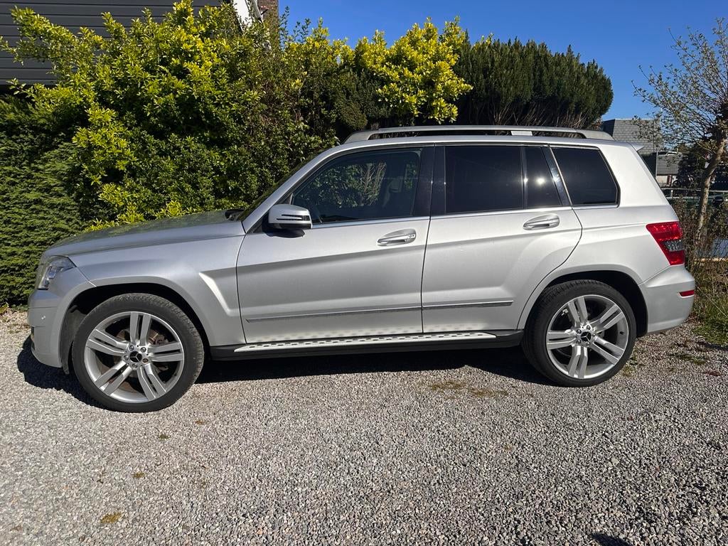 Mercedes-Benz GLK 3.0 Glk280 4MATIC AUT 2009 Grijs, Auto's, Automaat, 1730 kg, Zwart, 2000 kg