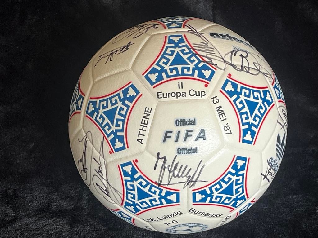 Gesigneerde Adidas Azteca bal - Cruijff, Rijkaard, Van Baste, Ophalen of Verzenden, Gebruikt, Bal