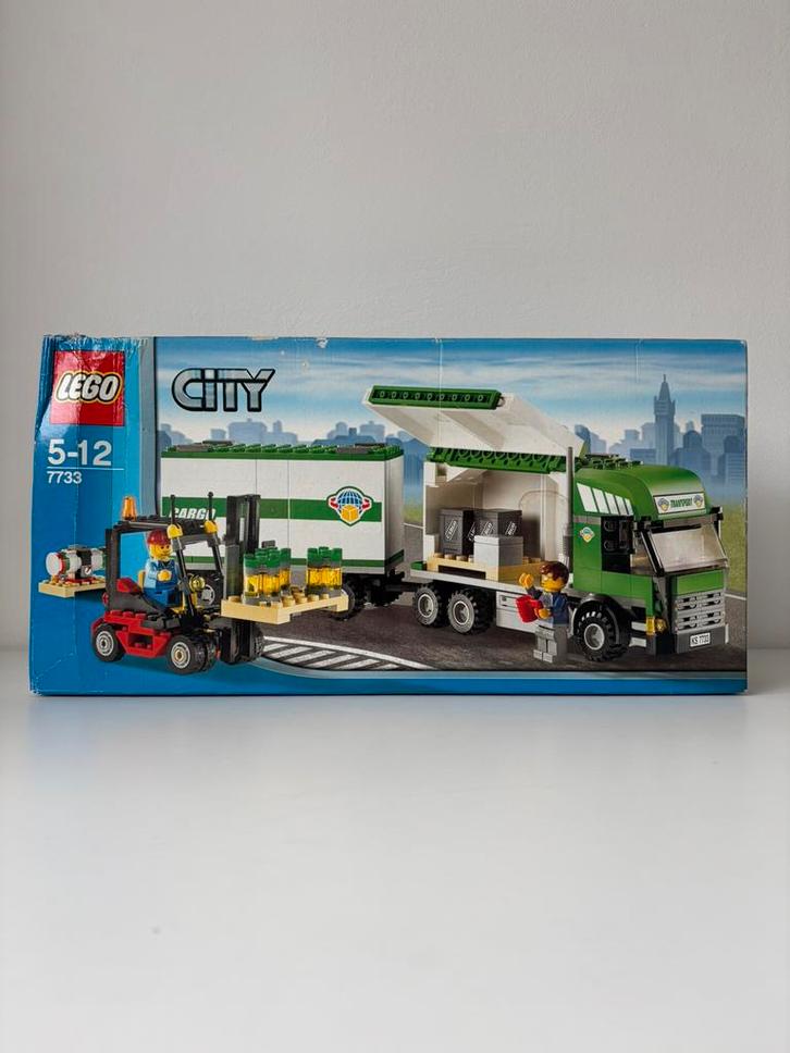 LEGO 7733 - Lego Vrachtwagen & Heftruck – Nieuw –Schade doos, Kinderen en Baby's, Speelgoed | Duplo en Lego, Nieuw, Lego, Complete set