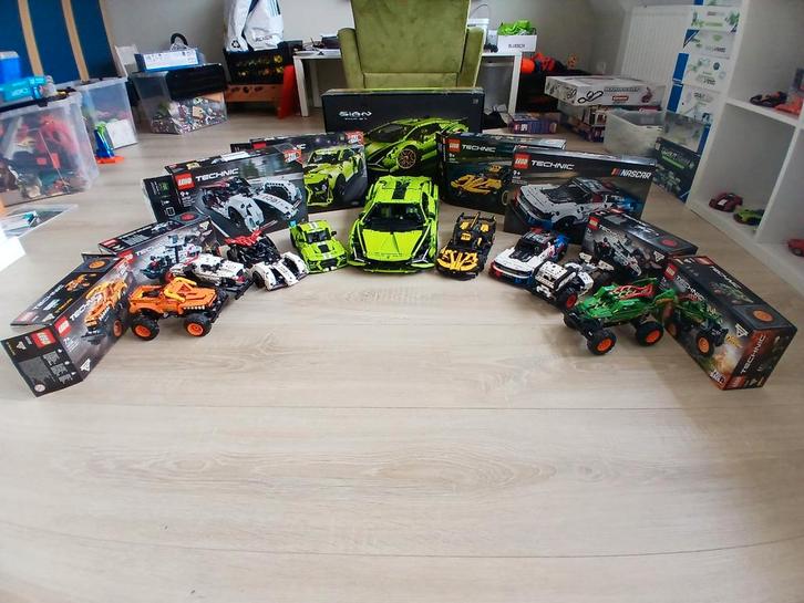 Super gave lego technic auto's, Kinderen en Baby's, Speelgoed | Duplo en Lego, Nieuw, Lego, Complete set, Ophalen