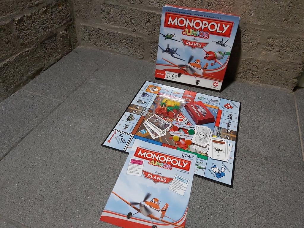 Monopy. Junior. Planes. Compleet., Hobby en Vrije tijd, Gezelschapsspellen | Bordspellen, Drie of vier spelers, Ophalen of Verzenden