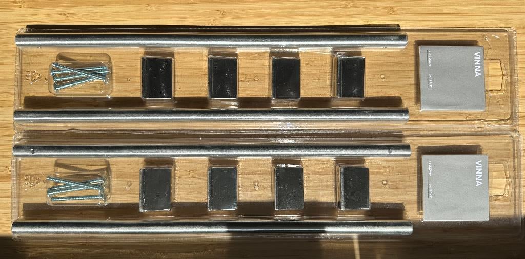 7 Ikea VINNA handgrepen 32cm boorafstand (voor o.a. Pax), Doe-het-zelf en Verbouw, Hang- en Sluitwerk, Ophalen of Verzenden, Nieuw