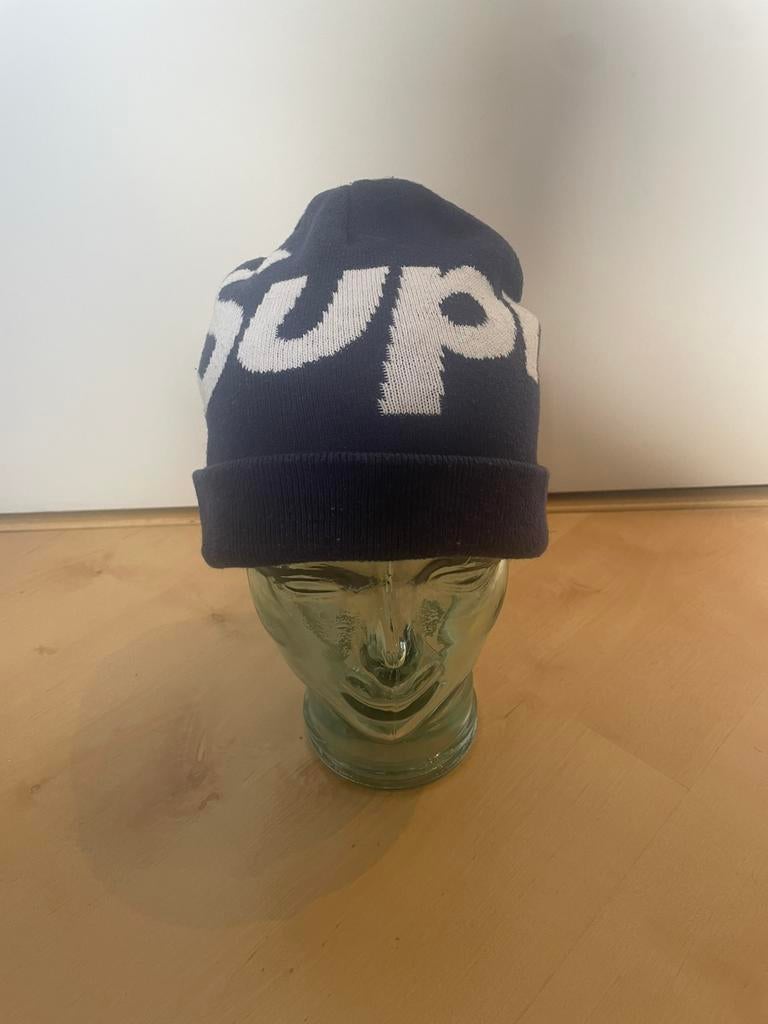 Supreme Big Logo Beanie. Fw22., Ophalen of Verzenden, Zo goed als nieuw, Overige maten, Muts