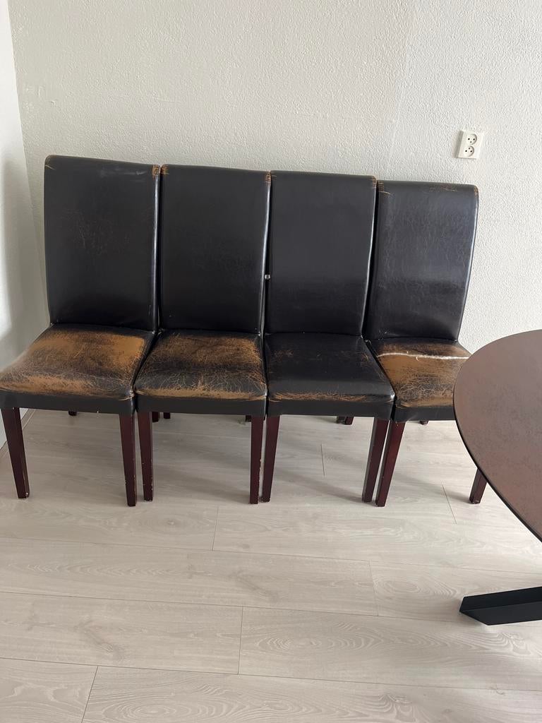 4 donkerbruine stoelen, Huis en Inrichting, Stoelen, Ophalen, Gebruikt, Bruin, Vier