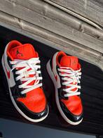 Vaste prijs € 35 - Nike Air Jordan 1 Low - maat 38,5, Ophalen, Zo goed als nieuw, Oranje, Sneakers of Gympen