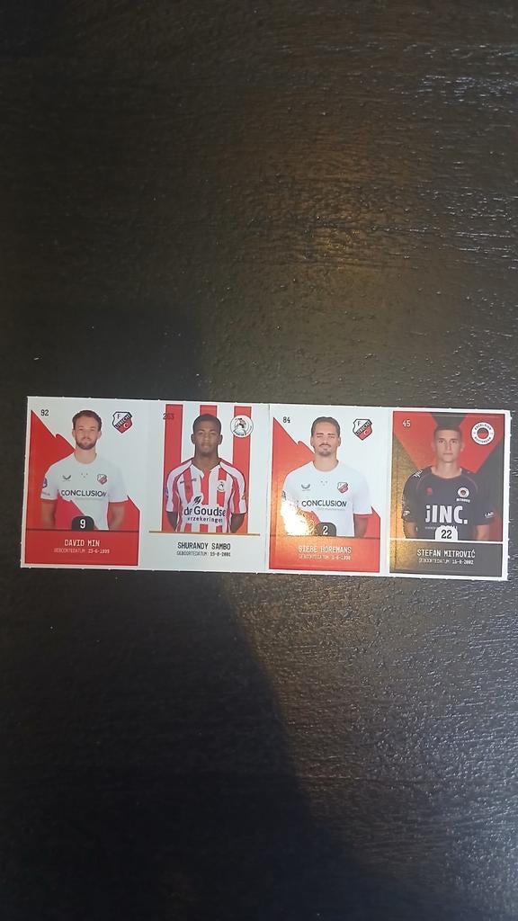 Plus voetbalplaatjes - 4 stuks, Ophalen of Verzenden, Zo goed als nieuw, F.C. Utrecht, Poster, Plaatje of Sticker