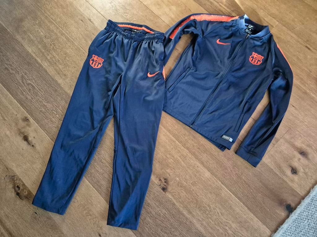 Nike dry-fit trainingspak. FCB. FC Barcelona., Jongen of Meisje, Sport- of Zwemkleding, Ophalen of Verzenden, Zo goed als nieuw