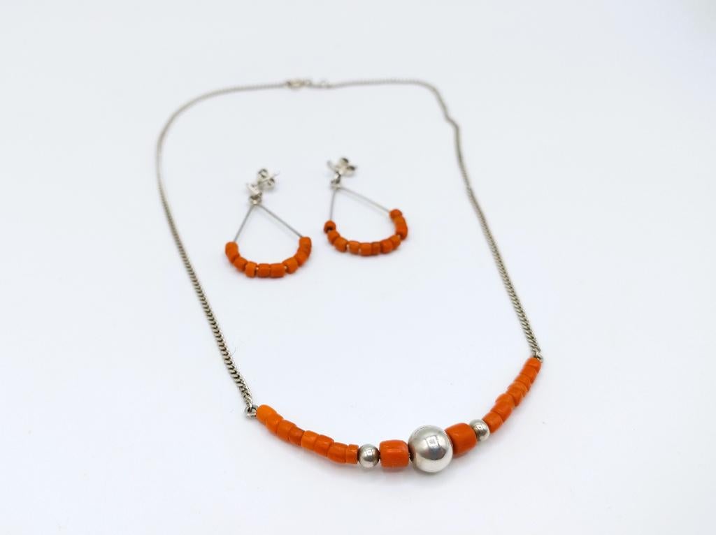 Zilveren ketting en oorbellen met bloedkoraal, 42 cm, Sieraden, Tassen en Uiterlijk, Oorbellen, Met kristal, Hangers, Info@zilverwebsite.nl