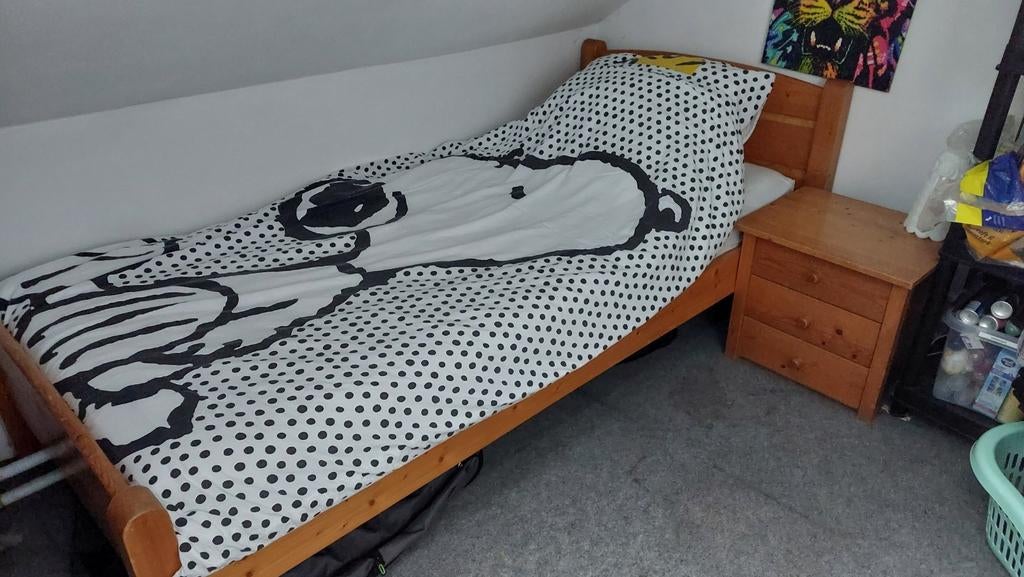 Eenpersoonsbed met nachtkastje - Hout, Ophalen, Gebruikt, 90 cm, Eenpersoons