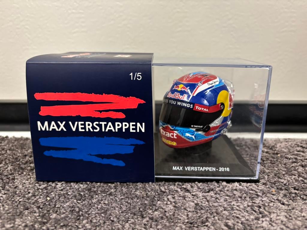 Max verstappen helm 1:5 seizoen 2016, Ophalen of Verzenden, Zo goed als nieuw, Formule 1