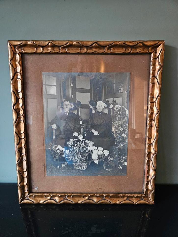 Oude foto in gouden lijst, Huis en Inrichting, Woonaccessoires | Lijsten, Gebruikt, Minder dan 50 cm, Minder dan 50 cm, Hout, Ophalen of Verzenden