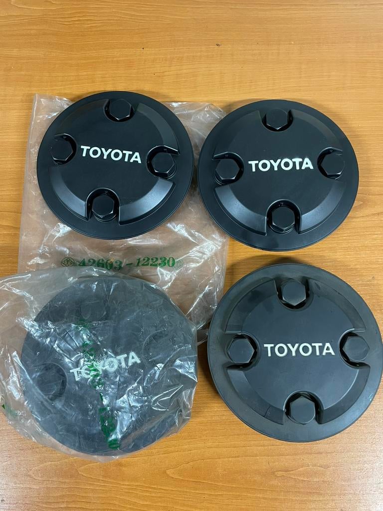 Toyota starlet corolla naafdoppen nieuw, Ophalen of Verzenden, Zo goed als nieuw