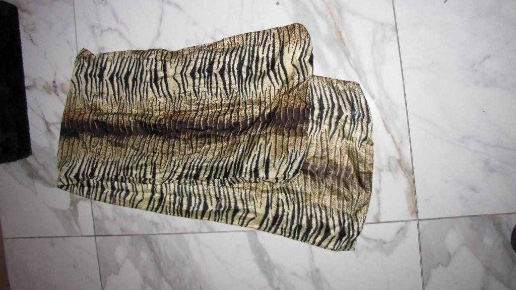 ZIJDEN  sjaal tijger, Ophalen of Verzenden, Zo goed als nieuw, Maat 46/48 (XL) of groter, Sjaal