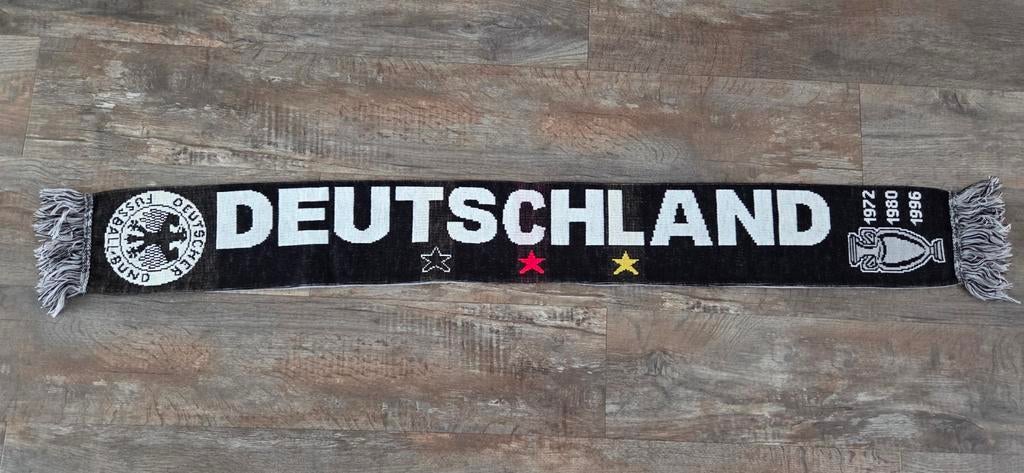 Sjaal Duitsland, Verzamelen, Ophalen of Verzenden, Zo goed als nieuw, Buitenlandse clubs, Vaantje of Sjaal