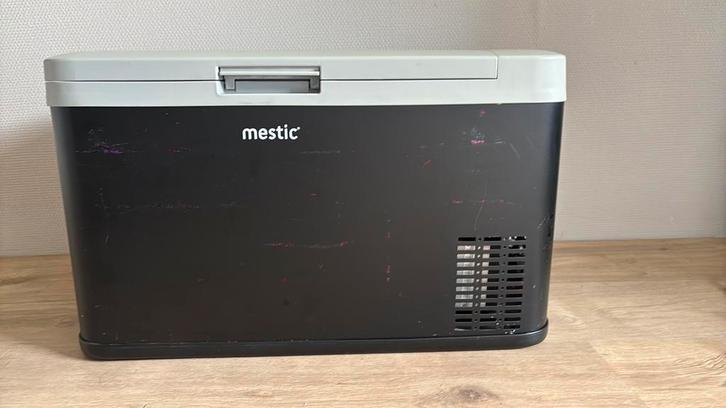 Te koop: Mestic Compressor Koelkast 25L, Caravans en Kamperen, Kampeermeubelen, Gebruikt, Overige, Ophalen