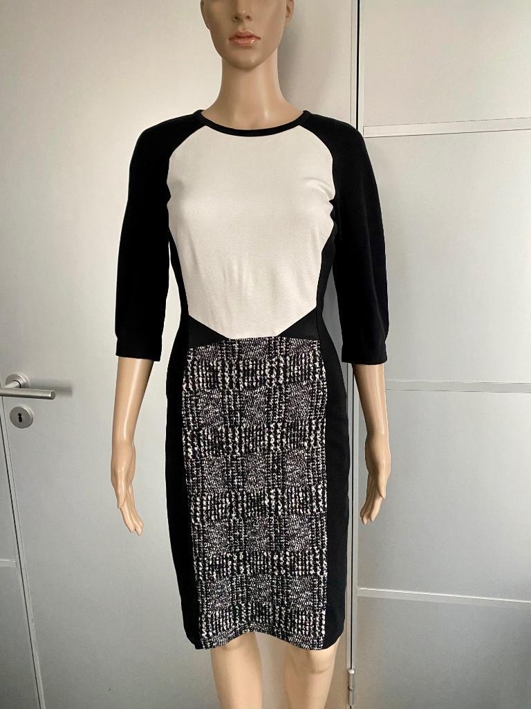 G609 Marc Cain mt. 34/36=XS/S jurk jurkje zwart/wit/grijs, Zwart, Ophalen of Verzenden, Zo goed als nieuw, Knielengte