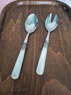 Sla-couvert van edelstaal en parelmoerachtige handvat., Ophalen of Verzenden, Zo goed als nieuw, Rvs of Chroom, Vaatwasserbestendig