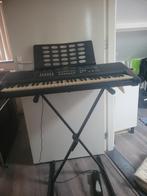 Medeli A300 Keyboard met Sustainpedaal, Muziek en Instrumenten, Ophalen, 61 toetsen, Zo goed als nieuw, Met standaard