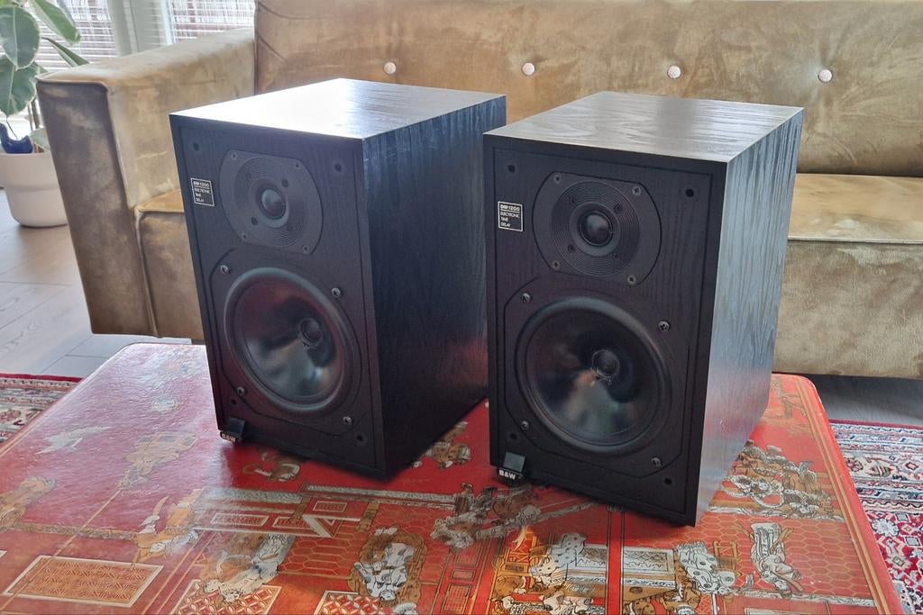 B&W Bowers & Wilkins DM1200.
Made in England., Ophalen, Zo goed als nieuw, Bowers & Wilkins (B&W), 120 watt of meer