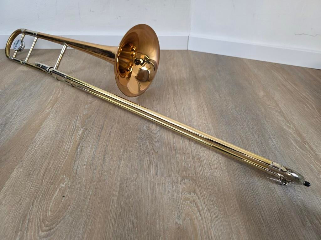 Conn 8H Trombone uit 1972 - Vintage Kwaliteit, Ophalen of Verzenden, Gebruikt, Tenor, Met koffer