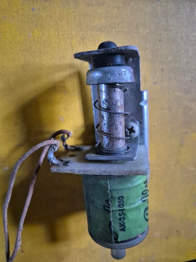 Bally knocker spoel AK-25-1050.,, Verzamelen, Ophalen of Verzenden