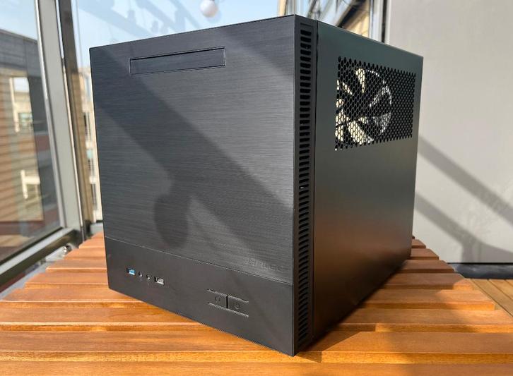Antec ISK 600M Micro-ATX PC Behuizing Case, Computers en Software, Computerbehuizingen, Gebruikt, Ophalen