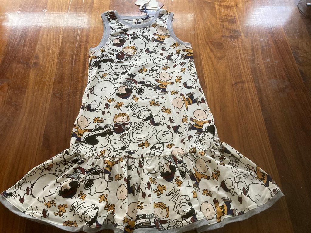 Monnalisa ny lon snoopy print all over jurk tuniek 152 nieuw, Kinderen en Baby's, Kinderkleding | Maat 152, Meisje, Nieuw, Ophalen of Verzenden