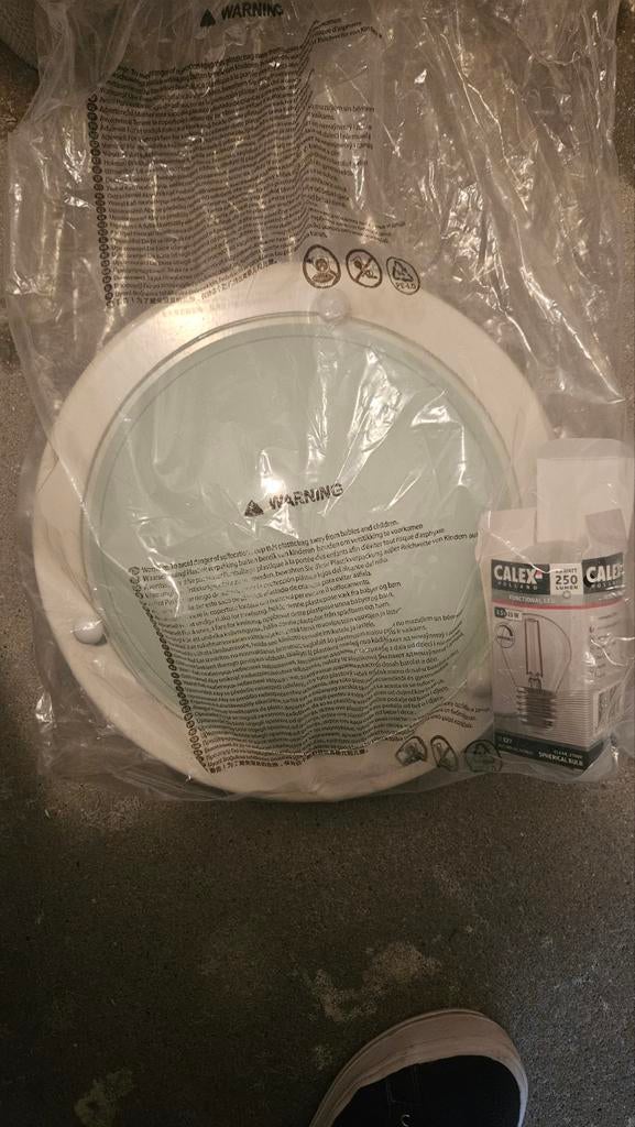 Witte lamp Leenbakker, Ophalen of Verzenden, Minder dan 30 watt, E27 (groot), Led-lamp