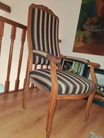 Prachtige stoel met hoge leuning, Ophalen of Verzenden, Zo goed als nieuw, Stof, Eén