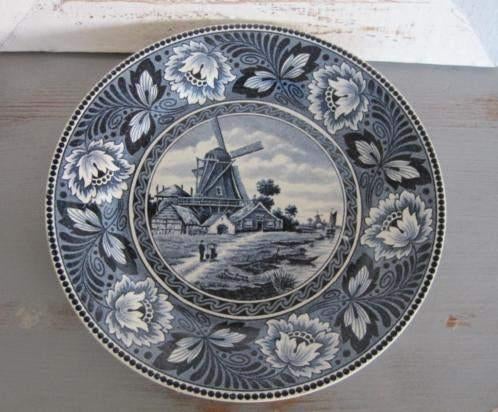 Wandbord molen - Maastrichts aardewerk - Hollandia, Antiek en Kunst, Ophalen of Verzenden