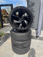 Originele Volvo 20” Black 5-spaaks velgen + Pirelli P Zero, Ophalen, Gebruikt, Velg(en), 235 mm