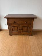 Leuk houten kastje met deurtjes, Ophalen, Gebruikt