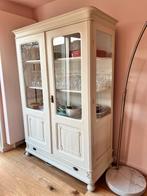 Brocante witte vitrinekast van Van Dijk & Ko, Ophalen, Gebruikt, 150 tot 200 cm, Brocante Hongaars