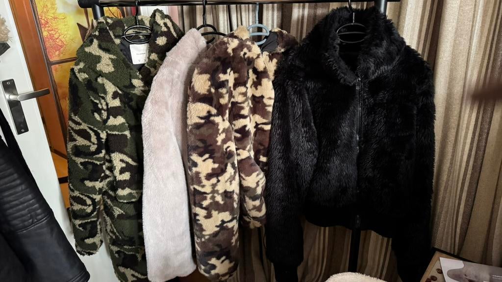 Bont teddy jas camouflage zwart beige M 40 c&a pull&bear, Ophalen of Verzenden, Zo goed als nieuw, Maat 38/40 (M)