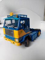 Volvo. ASG - kleuren  schaal 1:18 zgan in originele doos, Hobby en Vrije tijd, Modelauto's | 1:18, Ophalen of Verzenden, Zo goed als nieuw
