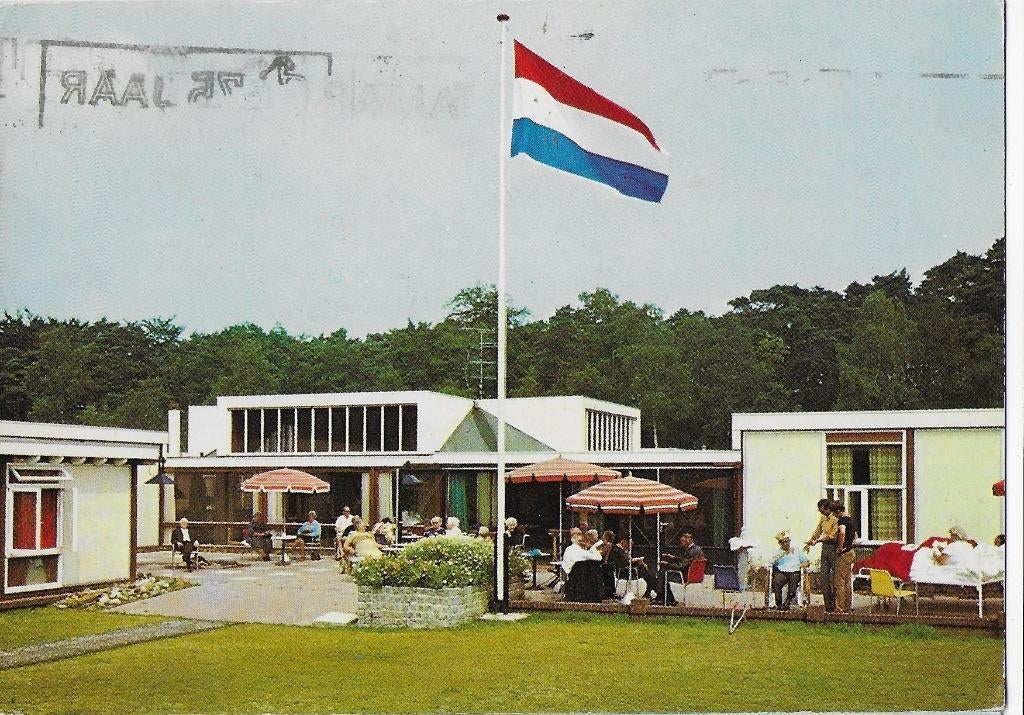 Q494 gelopen ansichtkaart f d roosevelthuis doorn uit 1976, Ophalen of Verzenden, 1960 tot 1980, Utrecht