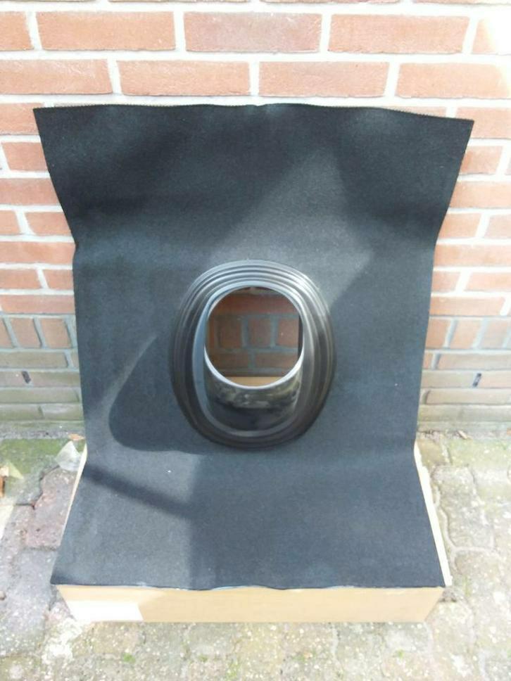 Ubiflex Dakdoorvoerpan Universeel 166 35-55 700mm x 1000mm, Ophalen, Nieuw