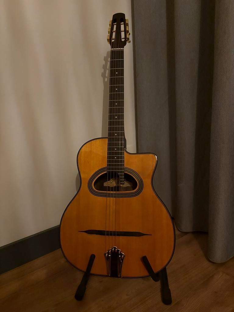 SAGA Gitane D500 Django gipsy gitaar, Muziek en Instrumenten, Verzenden, Zo goed als nieuw, Overige typen