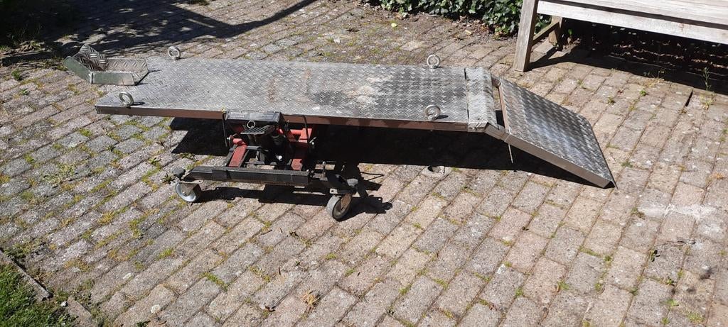 Heftafel voor motor of bromfiets., Ophalen